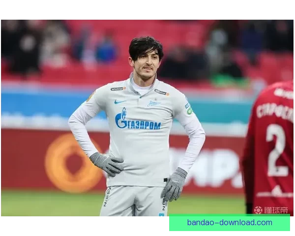 伊森三分球打破尴尬局面 母亲发推力挺霸气回怼质疑者